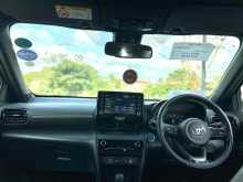 https://riyasewana.com/uploads/toyota-yaris-cross-12141324274.jpg