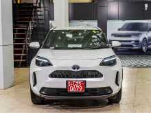 https://riyasewana.com/uploads/toyota-yaris-cross-1718135022232.jpg