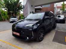 https://riyasewana.com/uploads/toyota-yaris-cross-191033324602.jpg