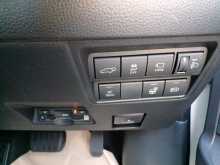 https://riyasewana.com/uploads/toyota-yaris-cross-2025-1118372012163.jpg