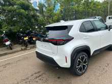 https://riyasewana.com/uploads/toyota-yaris-cross-2025-1118372012972.jpg