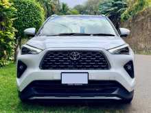 Toyota Yaris Cross Premium Luxury 2025 SUV