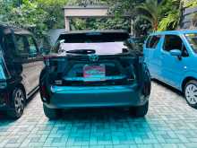https://riyasewana.com/uploads/toyota-yaris-cross-2025-215440012782.jpg