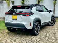https://riyasewana.com/uploads/toyota-yaris-cross-22144500253.jpg