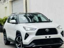 Toyota Yaris Cross ULTRA PREMIUM LUXURY 2025 SUV