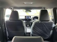 https://riyasewana.com/uploads/toyota-yaris-cross-22840196965.jpg