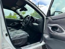 https://riyasewana.com/uploads/toyota-yaris-cross-229375324432.jpg