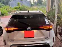https://riyasewana.com/uploads/toyota-yaris-cross-41052284852.jpg
