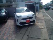 Toyota YARIS CROSS HYBRID 2024 SUV