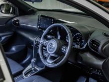 https://riyasewana.com/uploads/toyota-yaris-cross-610360024061.jpg