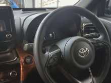 https://riyasewana.com/uploads/toyota-yaris-crss-26136184223.jpg