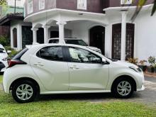 https://riyasewana.com/uploads/toyota-yaris-g-109070117165.jpg