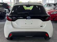 https://riyasewana.com/uploads/toyota-yaris-g-1121915764.jpg