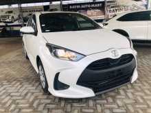 https://riyasewana.com/uploads/toyota-yaris-g-12101152494.jpg