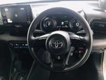 https://riyasewana.com/uploads/toyota-yaris-g-12101152713.jpg