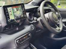 https://riyasewana.com/uploads/toyota-yaris-g-2022-109061712453.jpg