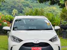 Toyota YARIS G LED 2022 Car