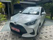 https://riyasewana.com/uploads/toyota-yaris-g-2023-147320712101.jpg