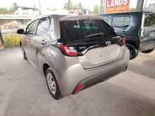 https://riyasewana.com/uploads/toyota-yaris-g-2023-2911033912404.jpg