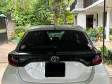 https://riyasewana.com/uploads/toyota-yaris-g-2023-3120160712164.jpg