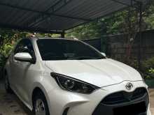 https://riyasewana.com/uploads/toyota-yaris-g-2023-3120160712603.jpg