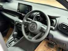 https://riyasewana.com/uploads/toyota-yaris-g-2023-323441312804.jpg