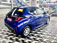 https://riyasewana.com/uploads/toyota-yaris-g-2023-88401212562.jpg