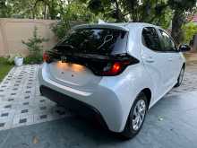 https://riyasewana.com/uploads/toyota-yaris-g-2024-128025312462.jpg