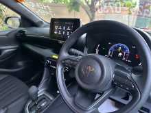 https://riyasewana.com/uploads/toyota-yaris-g-2024-1511144612072.jpg
