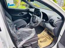 https://riyasewana.com/uploads/toyota-yaris-g-2025-2013072512583.jpg