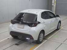 https://riyasewana.com/uploads/toyota-yaris-g-2983406733.jpg