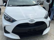 https://riyasewana.com/uploads/toyota-yaris-g-31147086353.jpg