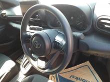 https://riyasewana.com/uploads/toyota-yaris-g-31147236385.jpg