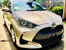 https://riyasewana.com/uploads/toyota-yaris-g-37453524243.jpg