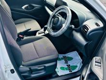 https://riyasewana.com/uploads/toyota-yaris-g-519420317094.jpg