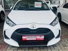 https://riyasewana.com/uploads/toyota-yaris-x-1113283222902.jpg
