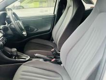 https://riyasewana.com/uploads/toyota-yaris-x-1113285924282.jpg
