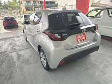 https://riyasewana.com/uploads/toyota-yaris-x-11257024113.jpg