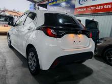 https://riyasewana.com/uploads/toyota-yaris-x-118314624811.jpg