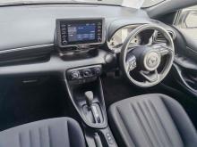 https://riyasewana.com/uploads/toyota-yaris-x-118470724403.jpg