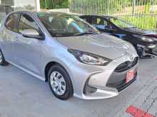 https://riyasewana.com/uploads/toyota-yaris-x-11853504162.jpg