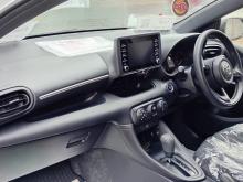 https://riyasewana.com/uploads/toyota-yaris-x-119013117345.jpg