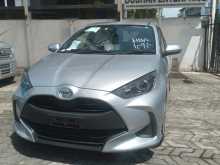 Toyota YARIS X GRADE UNRE 2022 Car