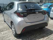 https://riyasewana.com/uploads/toyota-yaris-x-12120843276.jpg