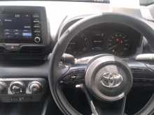 https://riyasewana.com/uploads/toyota-yaris-x-12120843442.jpg