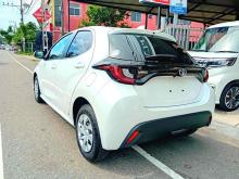 https://riyasewana.com/uploads/toyota-yaris-x-1414594224731.jpg