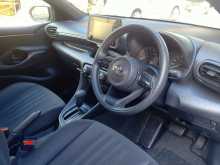 https://riyasewana.com/uploads/toyota-yaris-x-142029304833.jpg