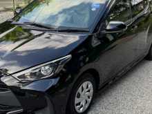 https://riyasewana.com/uploads/toyota-yaris-x-14221700502.jpg