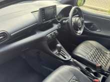 https://riyasewana.com/uploads/toyota-yaris-x-14221700924.jpg