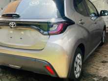 https://riyasewana.com/uploads/toyota-yaris-x-1501414575.jpg